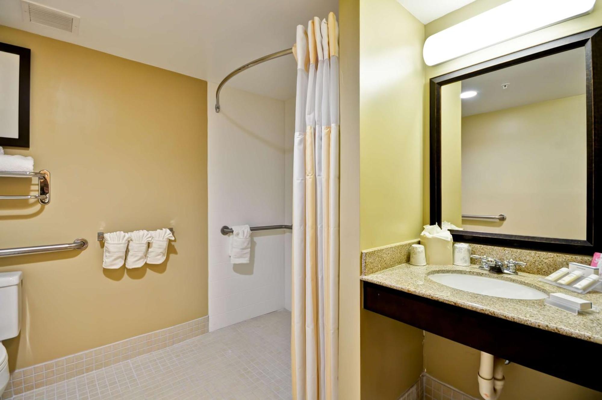 Hilton Garden Inn Tampa North Temple Terrace Exteriör bild