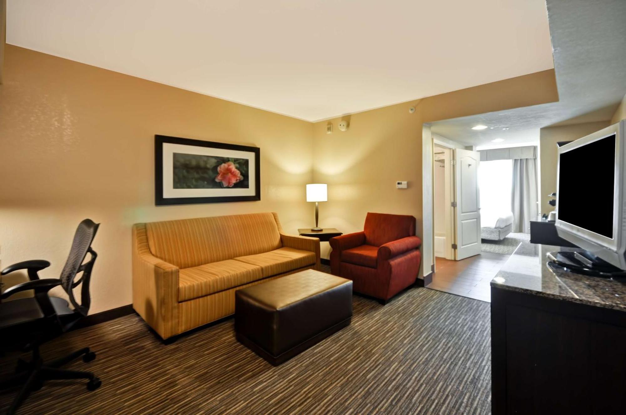 Hilton Garden Inn Tampa North Temple Terrace Exteriör bild