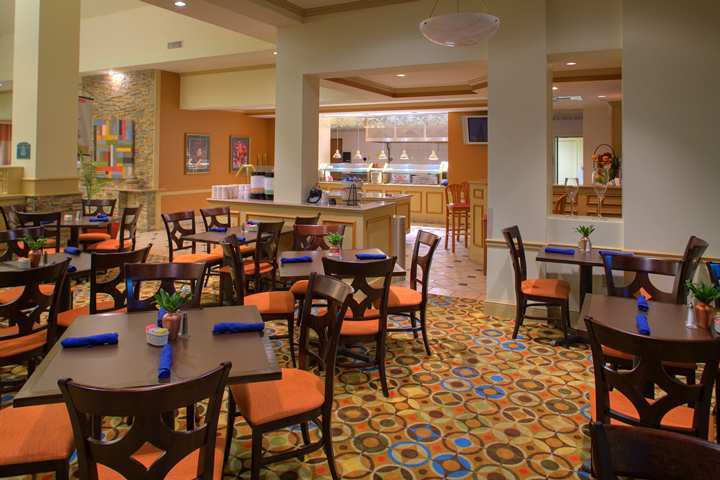 Hilton Garden Inn Tampa North Temple Terrace Exteriör bild