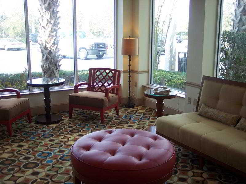 Hilton Garden Inn Tampa North Temple Terrace Exteriör bild